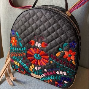 Consuela Venice City Pack